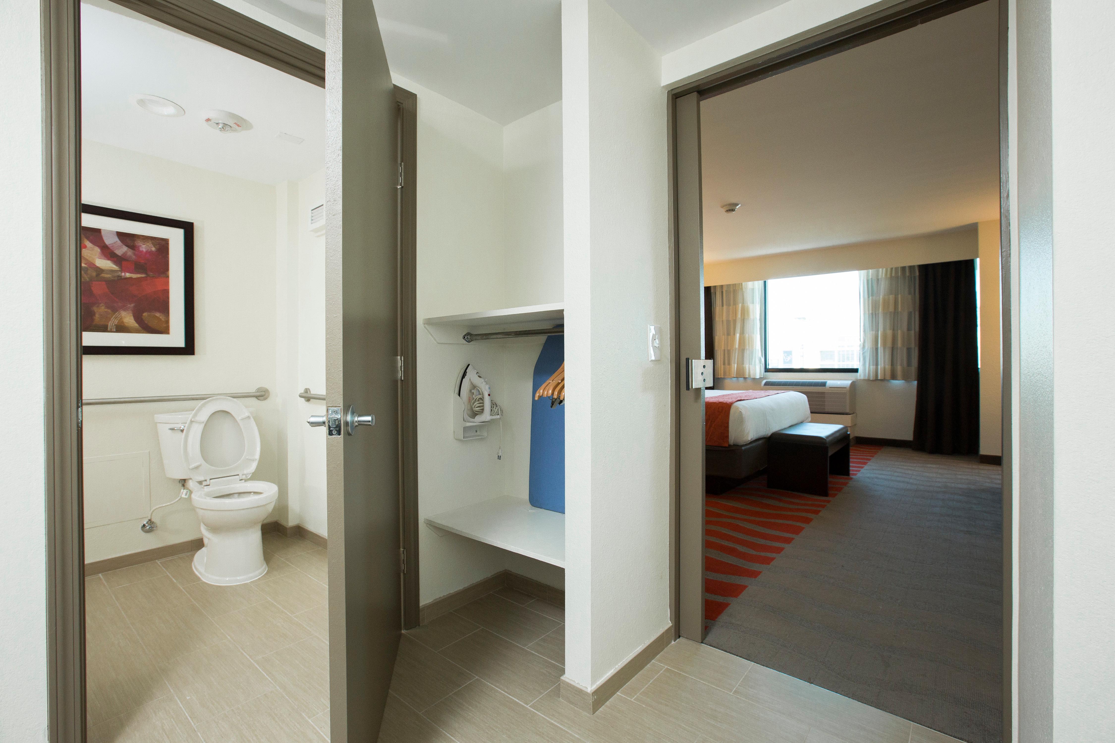 Holiday Inn Houston S - Nrg Area - Med Ctr By Ihg Exterior photo