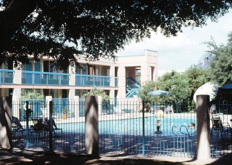 Holiday Inn Houston S - Nrg Area - Med Ctr By Ihg Exterior photo